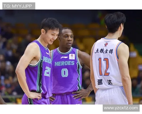 广州羽毛球队速度之争引发热议球迷与专家观点碰撞激烈 广州羽毛球队速度之争引发热议球迷与专家观点碰撞激烈