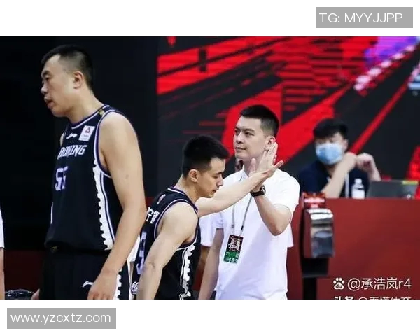 重庆篮球队在奥运会上的灵活性表现引发热议展现团队协作与战术创新