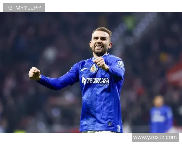 马丁内利的崛起之路：从青训小将到足球场上的闪耀明星