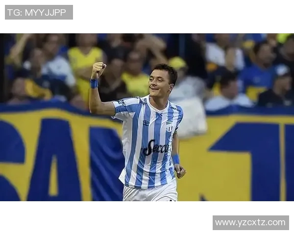 班菲尔德主场迎战拉努斯双方争夺关键三分的激烈对决