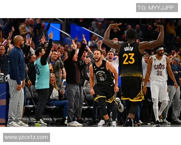 2021年NBA勇士与爵士激战回顾球星表现与战术分析全景展现