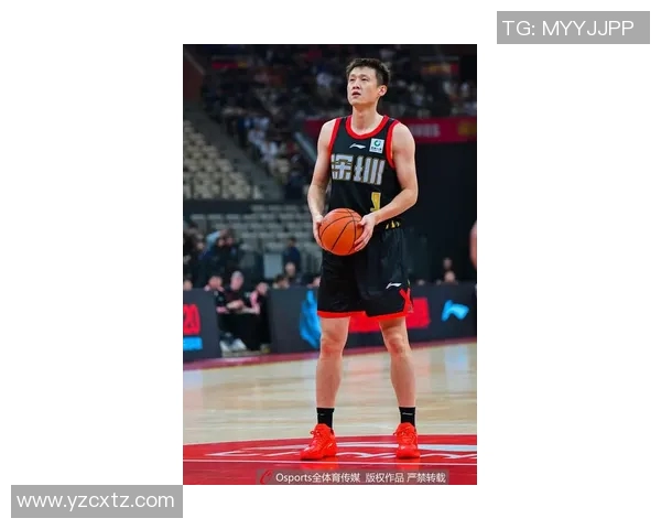 周鹏:从篮球场上的传奇到生活中的坚韧榜样,见证奋斗与荣耀的旅程 周鹏:从篮球场上的传奇到生活中的坚韧榜样,见证奋斗与荣耀的旅程